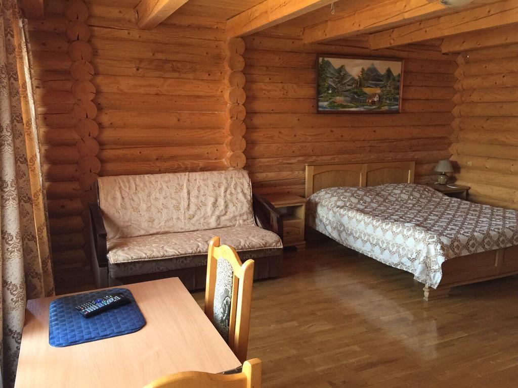 Privatna Sadiba Chalet Oryavchyk Exterior foto