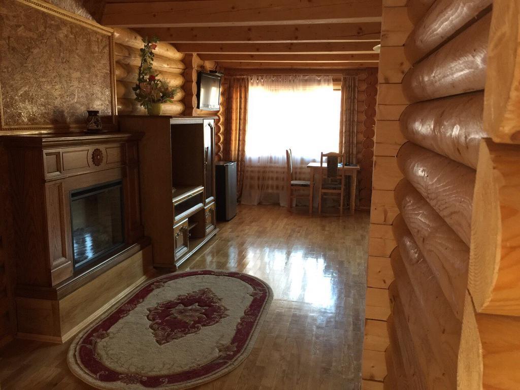 Privatna Sadiba Chalet Oryavchyk Exterior foto